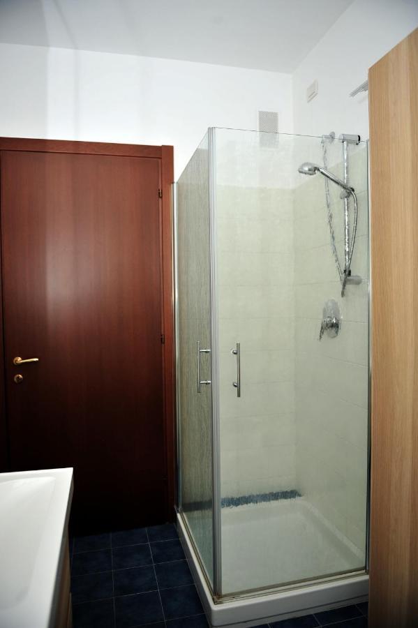 Ferienwohnung Moderno Trilocale Laura Dalmine Exterior foto